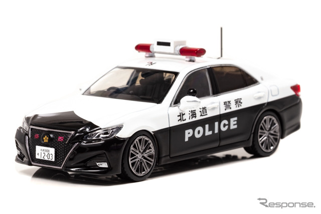トヨタ クラウン アスリート 2017 北海道警察交通部交通機動隊車両