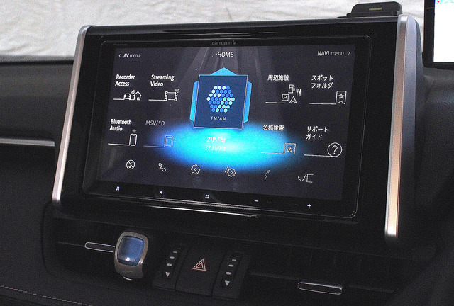 常に進化を遂げているサイバーナビ。最新機種はエンタメ性能が格段に上がっている
