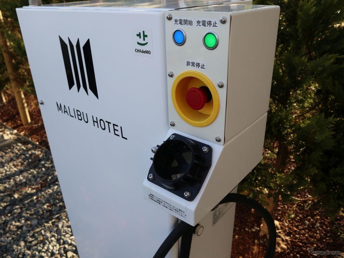 充電能力は25kW前後とみられ、分類上は「中速」充電となる