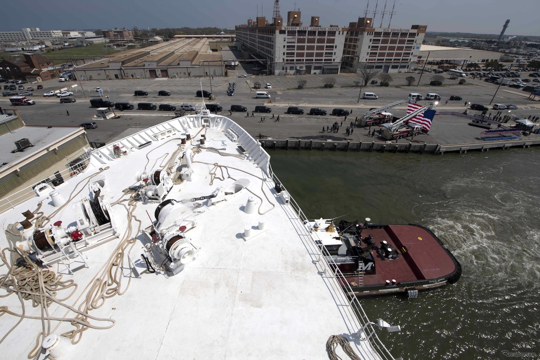 米海軍病院船コンフォート（3月28日、ノーフォーク）