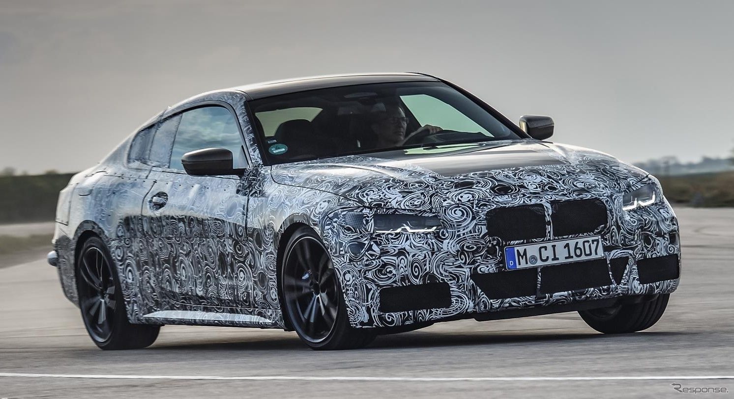 BMW 4シリーズ・クーペ 新型のプロトタイプ