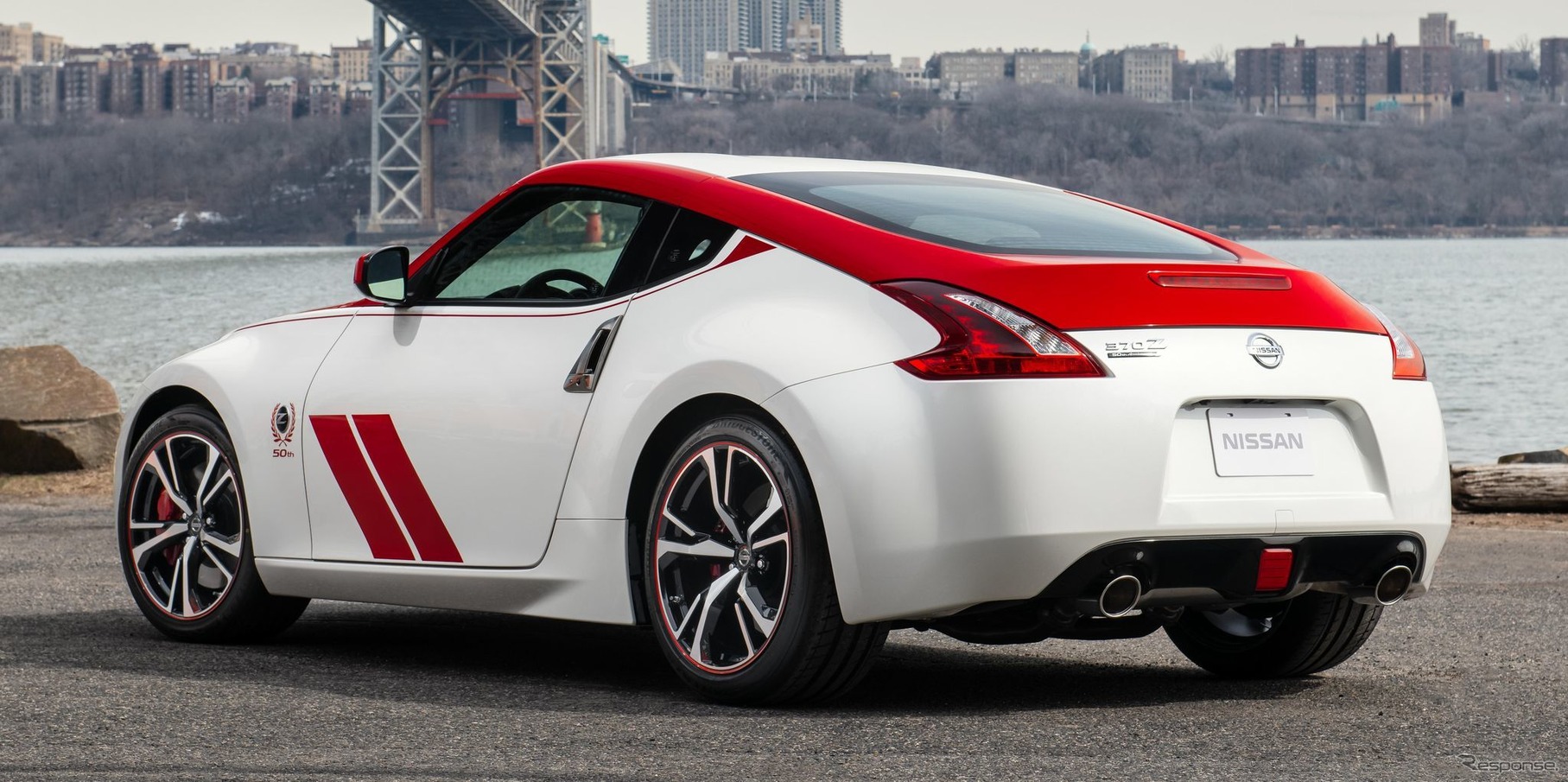 現行日産 370Z（フェアレディZ）