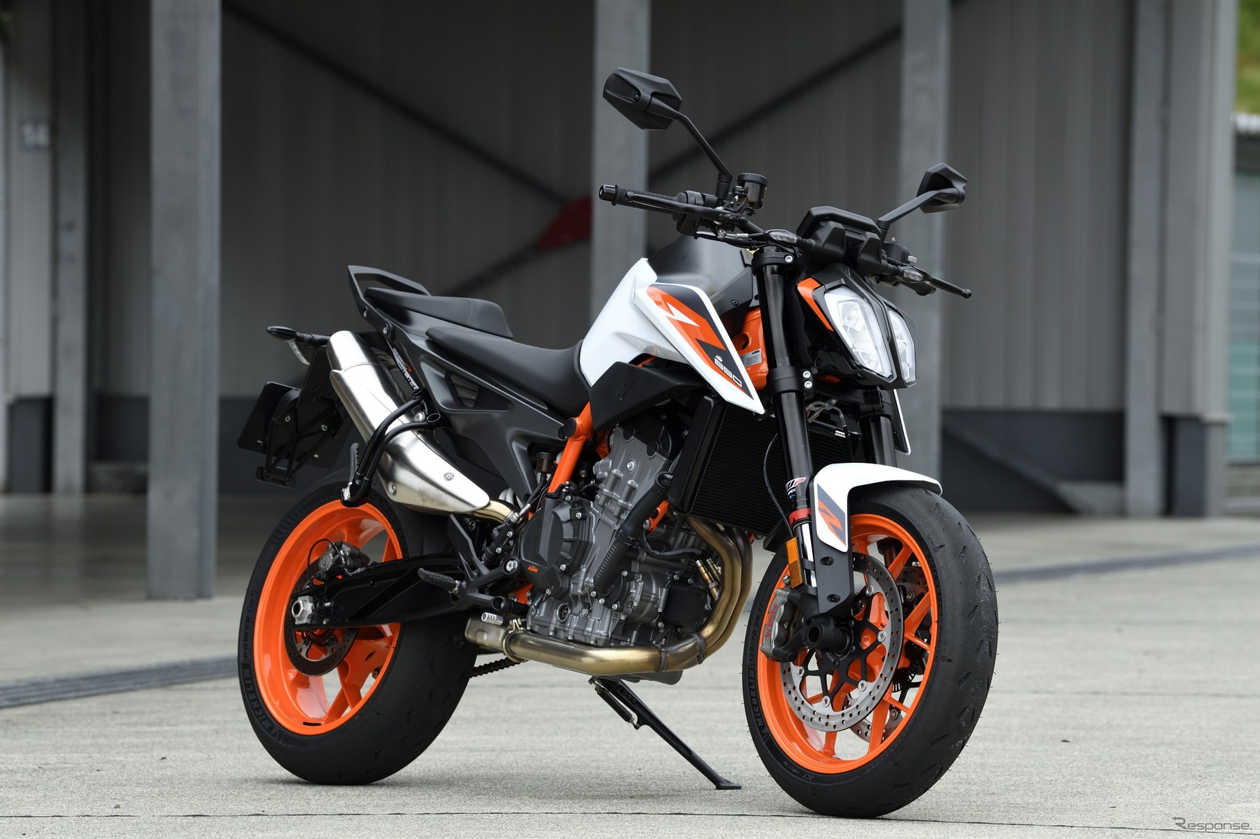 KTM 890DUKE R