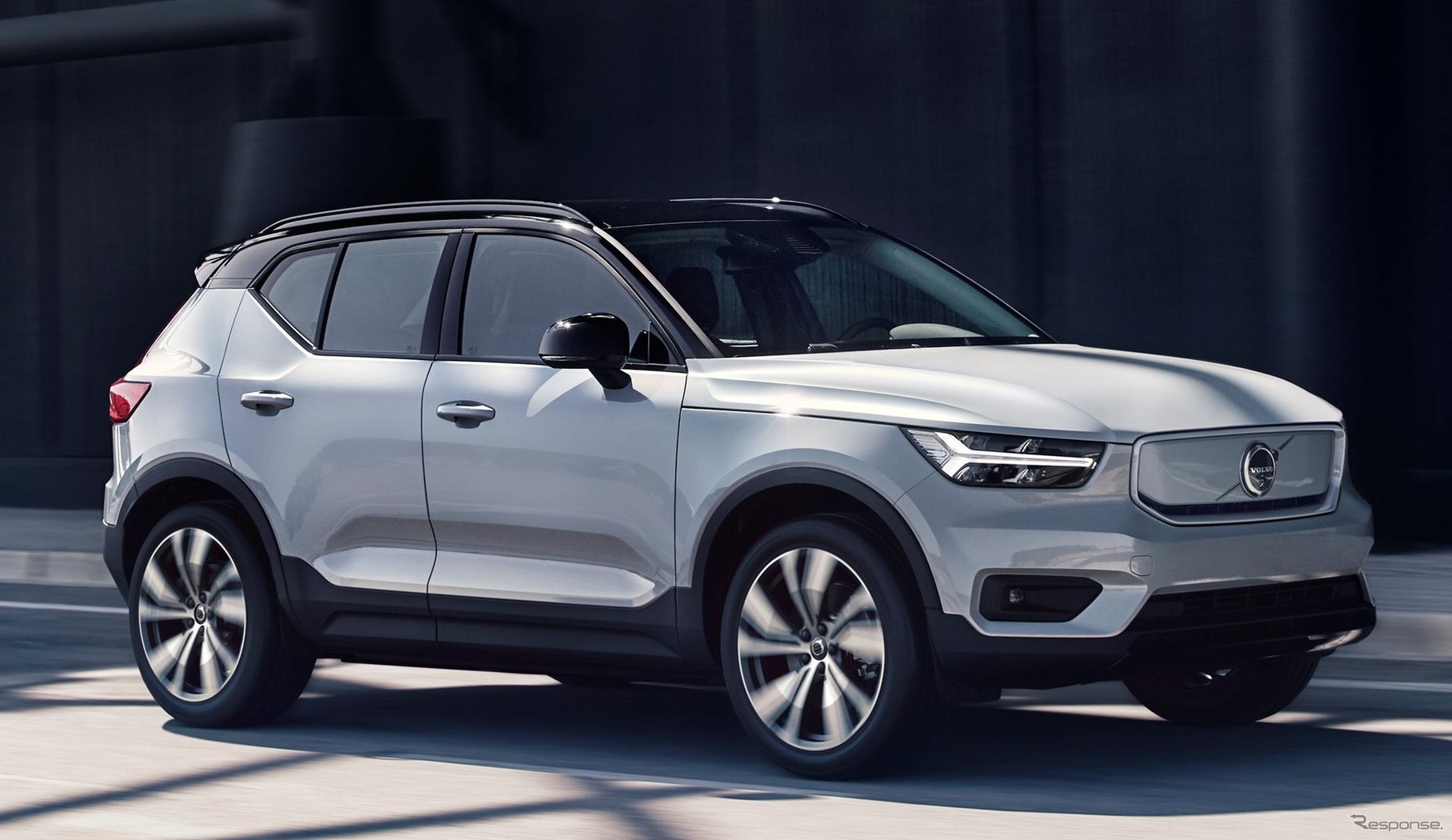 ボルボ XC40 リチャージ P8