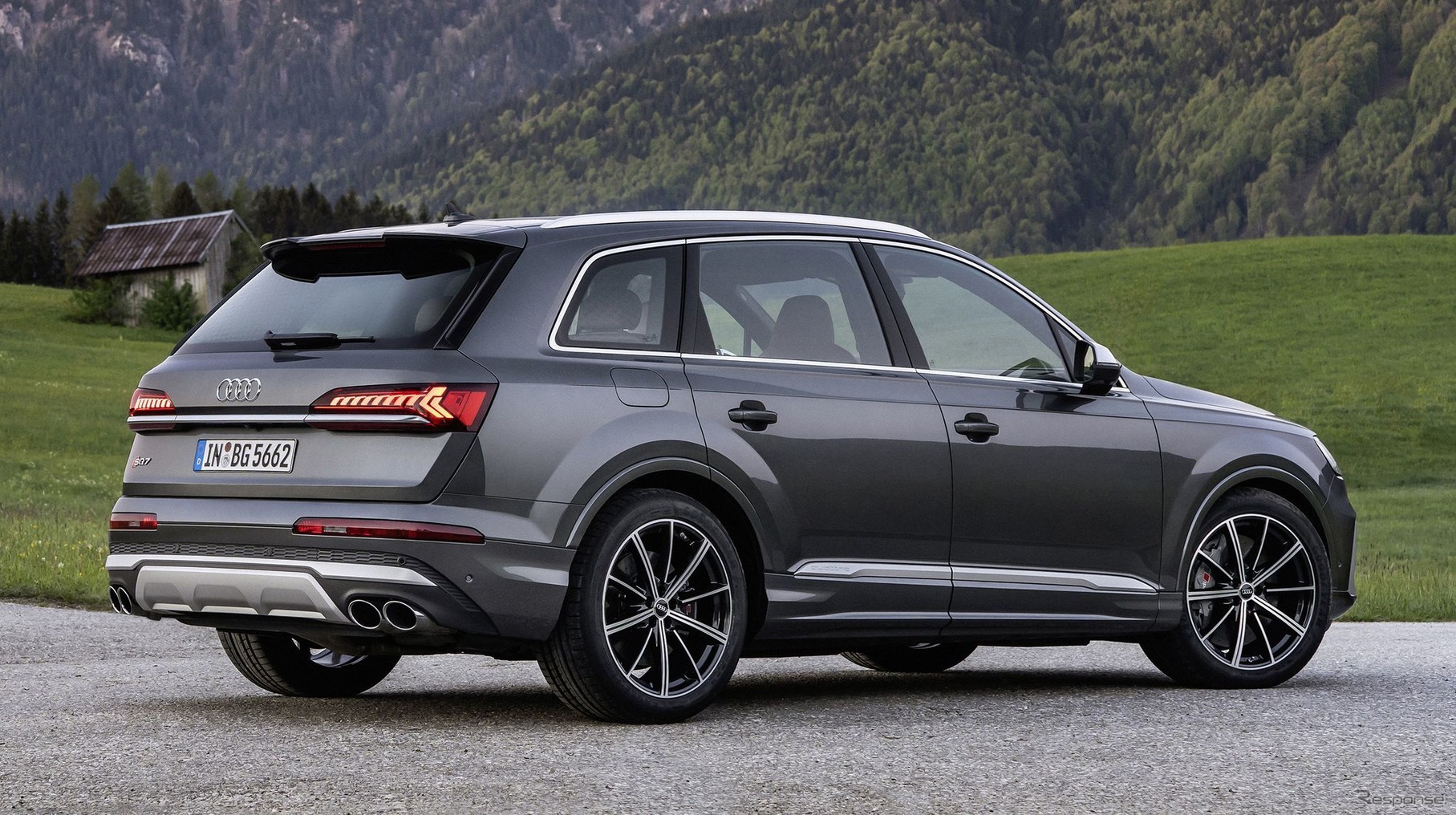 アウディ SQ7 改良新型の4.0TFSI