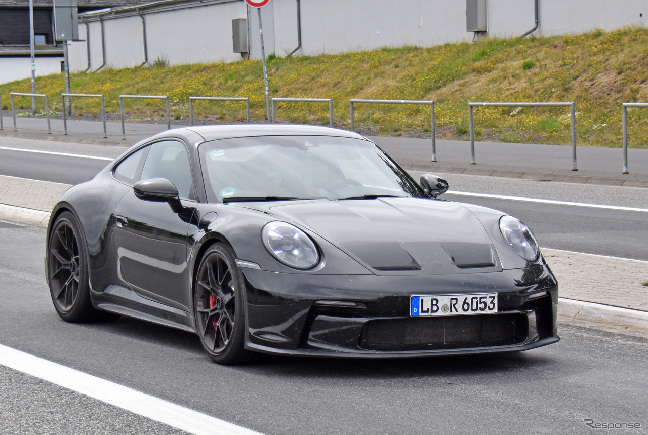 ポルシェ 911 GT3ツーリング 新型プロトタイプ（スクープ写真）