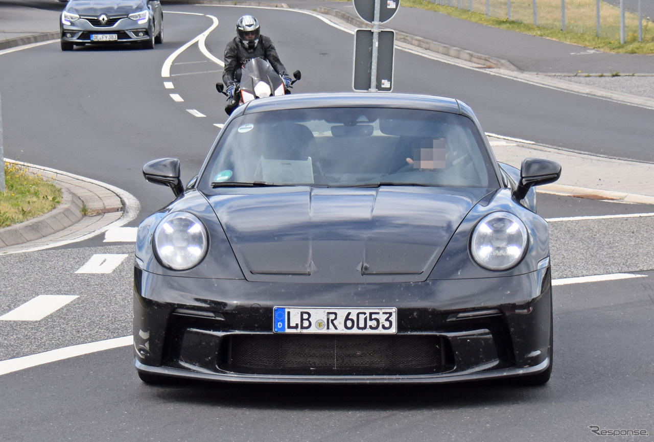 ポルシェ 911 GT3ツーリング 新型プロトタイプ（スクープ写真）