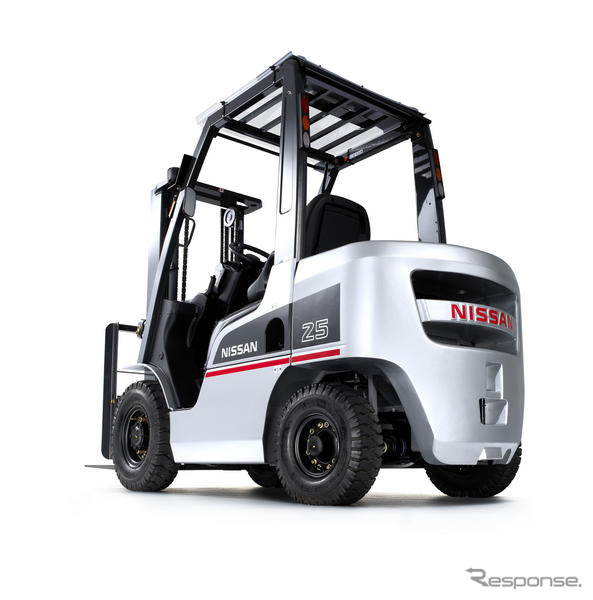 日産、フォークリフトの価格を値上げ