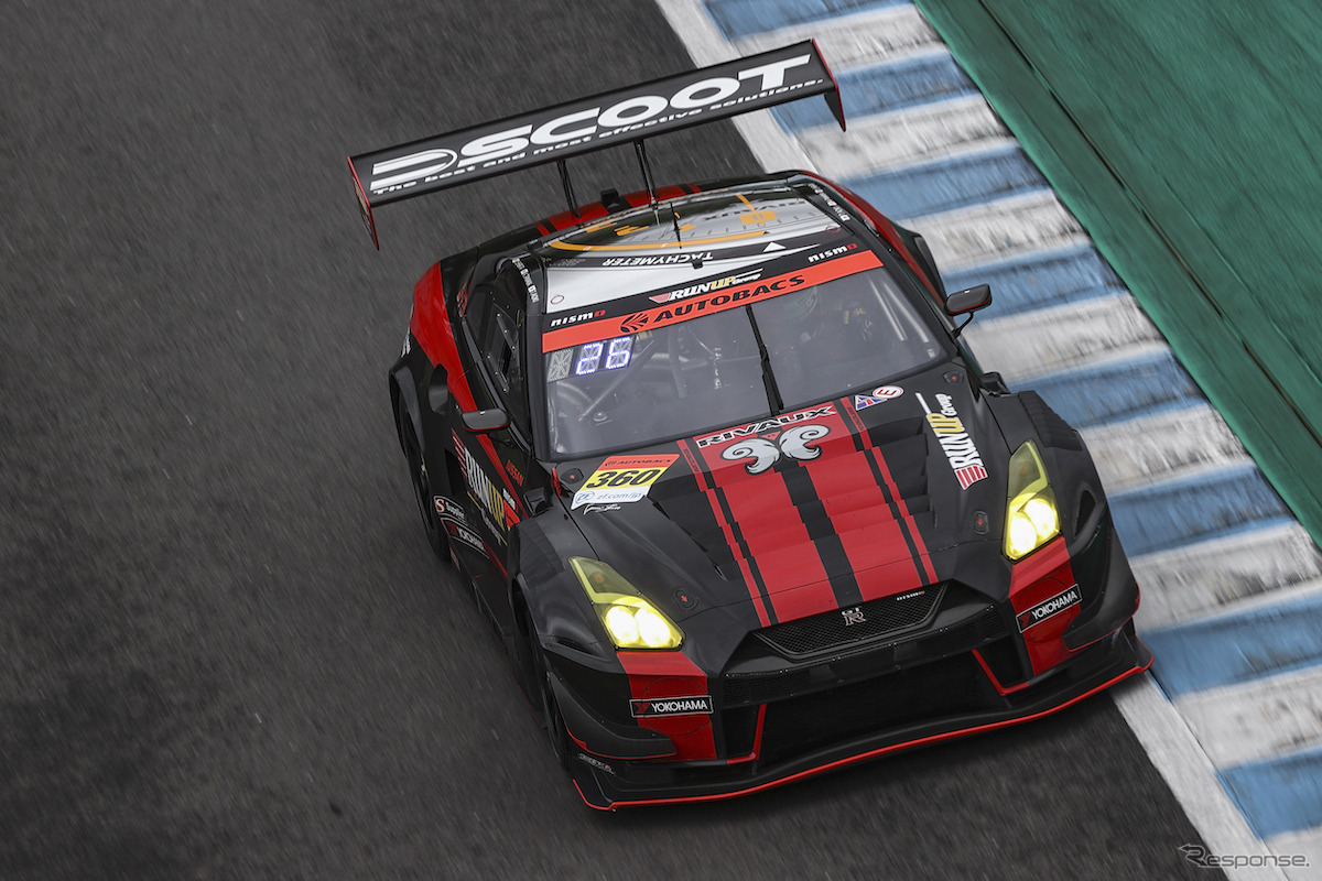 GT300クラスポールポジションの#360 RUNUP RIVAUX GT-R