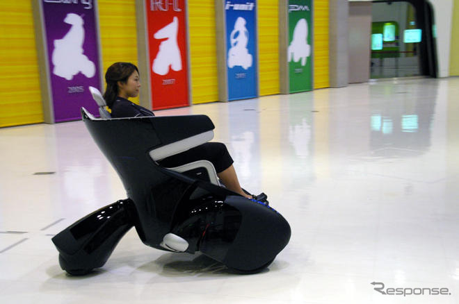 トヨタ i-REAL に乗る…走行前レクチャー