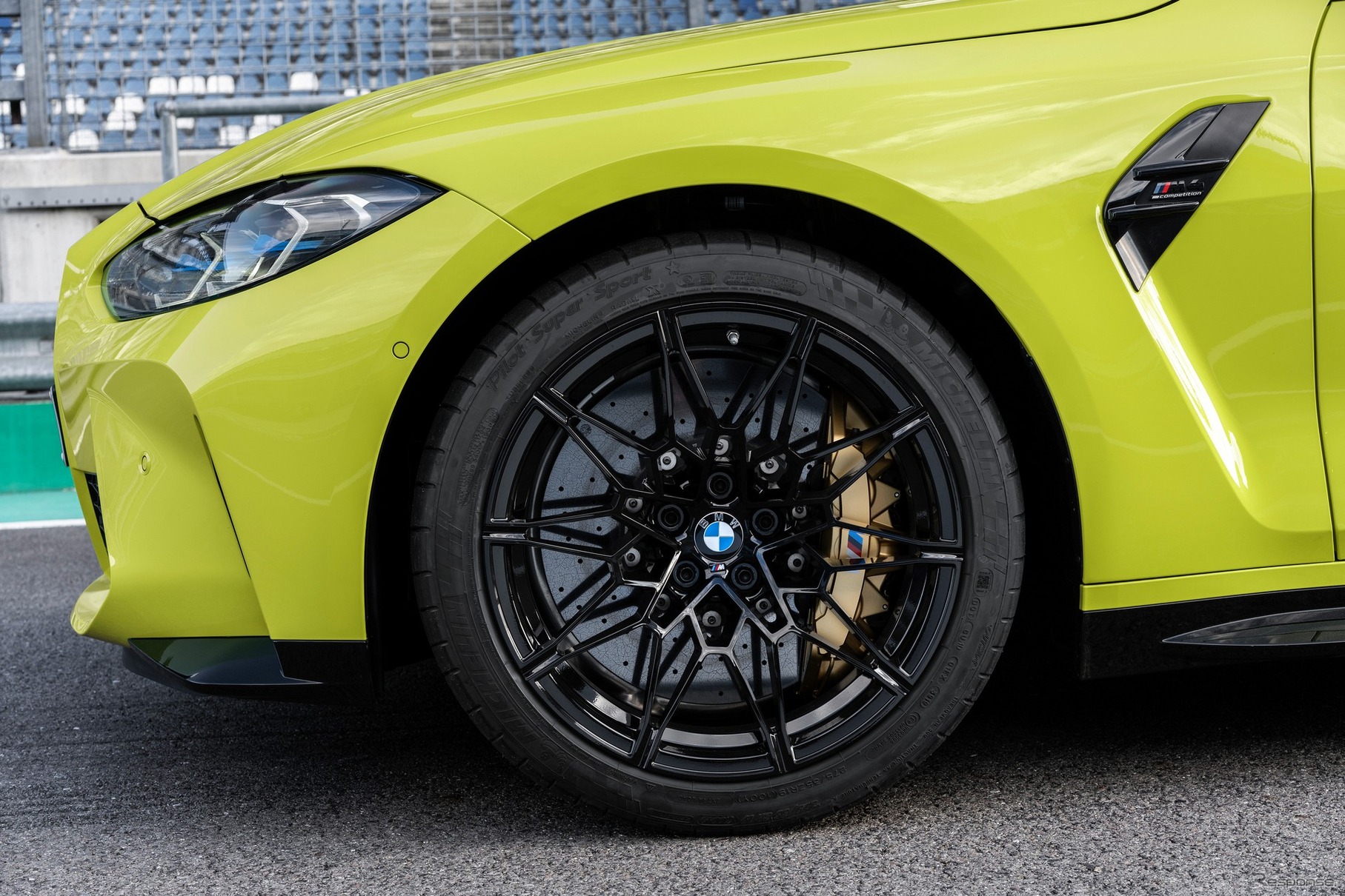 BMW M4クーペ 新型