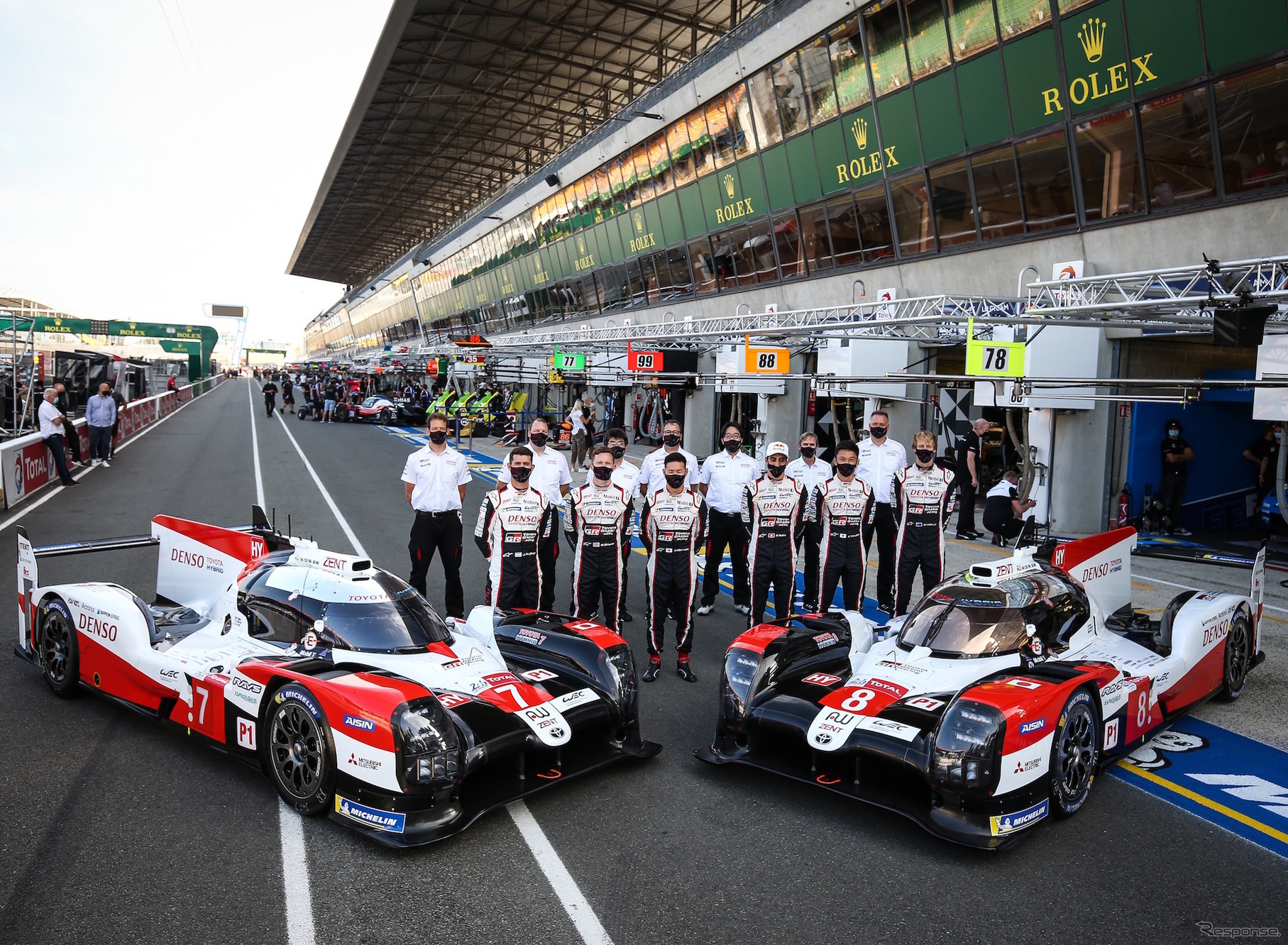 ルマンで3年連続総合優勝を飾ったトヨタ陣営（写真はレース前）。