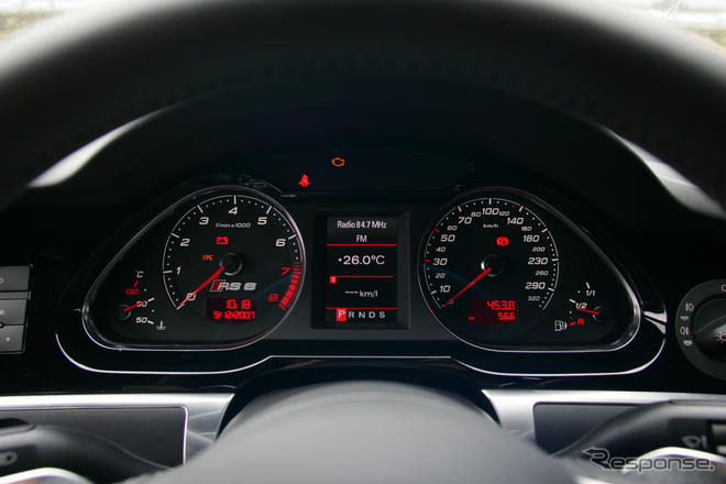 アウディ RS6 アバント…スポーツマインドを高めたコックピット