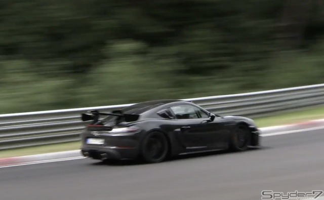 ポルシェ ケイマン GT4 RS 開発車両（動画スクリーンショット）