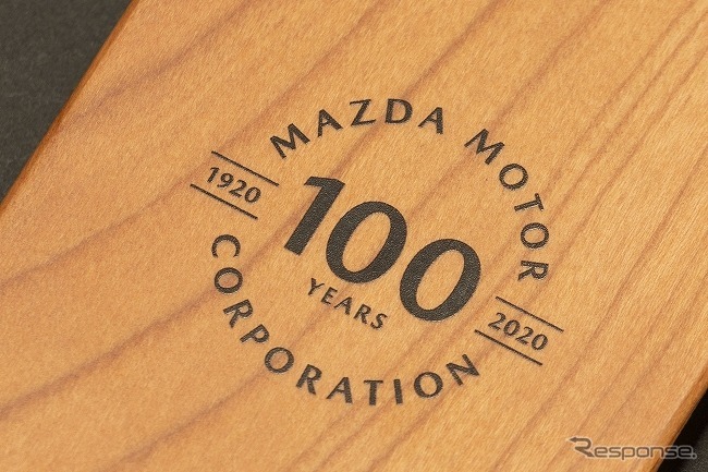 マツダ100th Anniv. Wood iPhoneケース iPhone12用