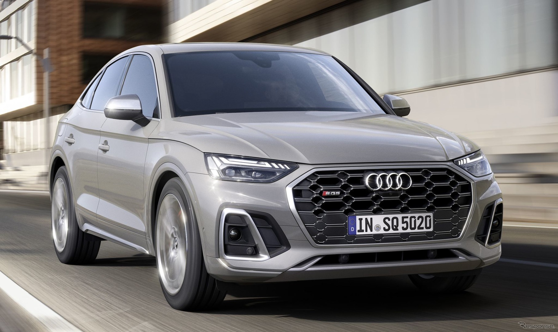 アウディ SQ5 スポーツバック TDI