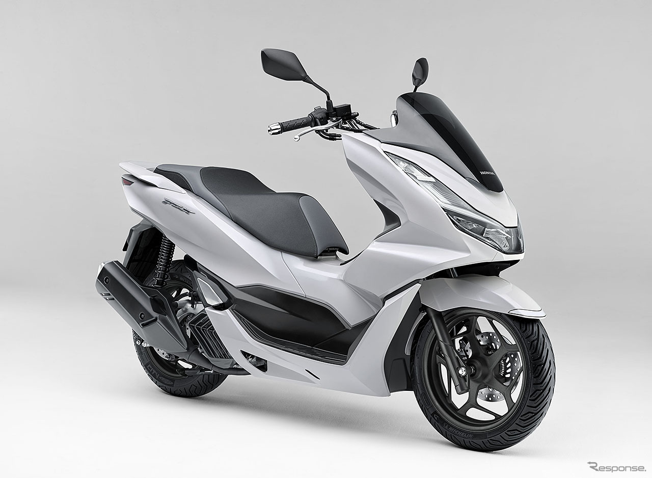 ホンダ PCX（パールジャスミンホワイト）