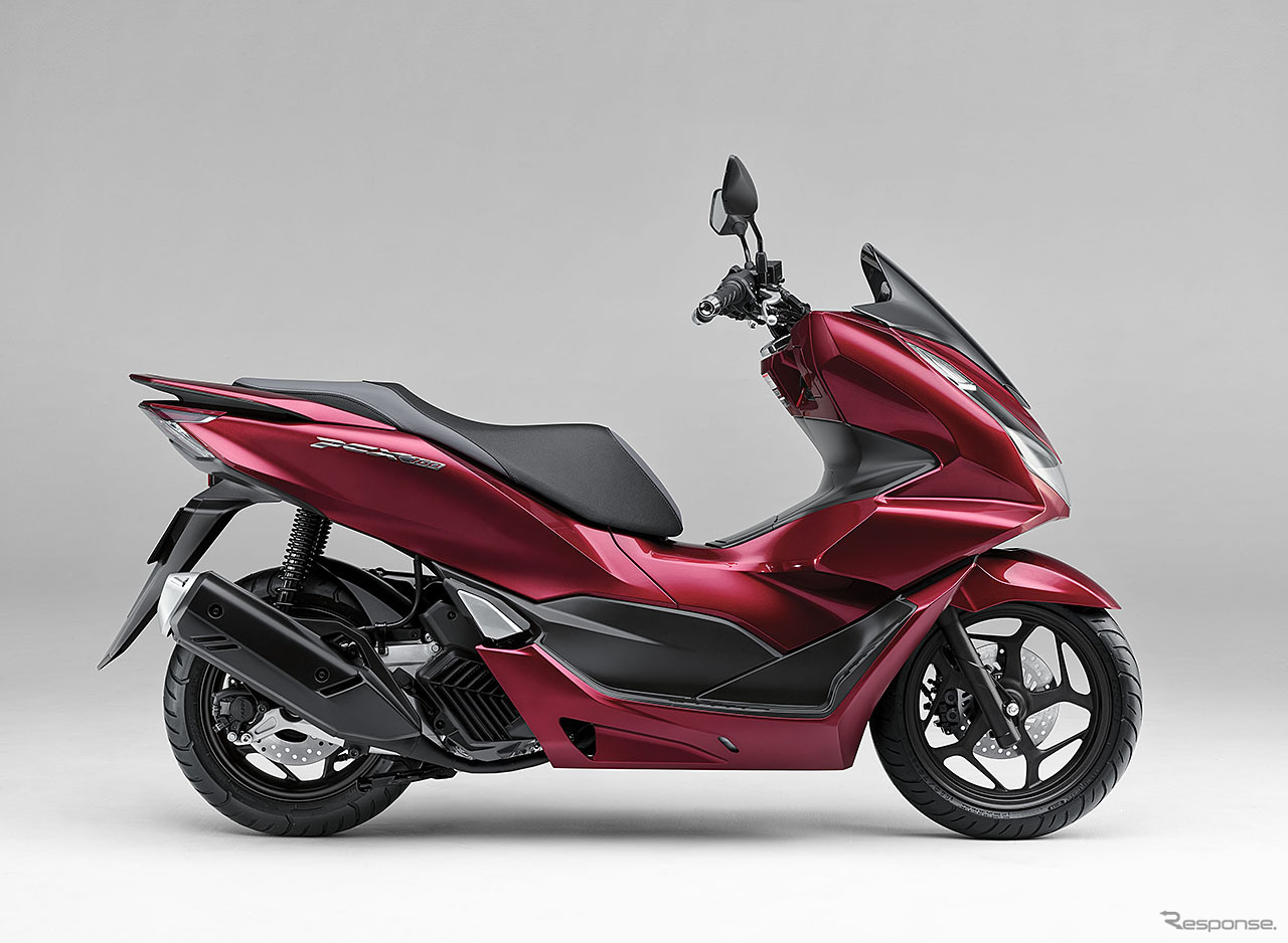 ホンダ PCX160（キャンディラスターレッド）