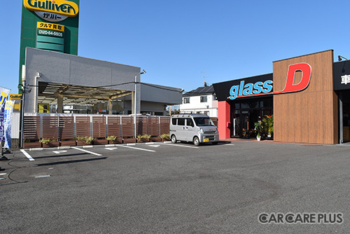 広い駐車場は停めやすいとユーザーからも好評