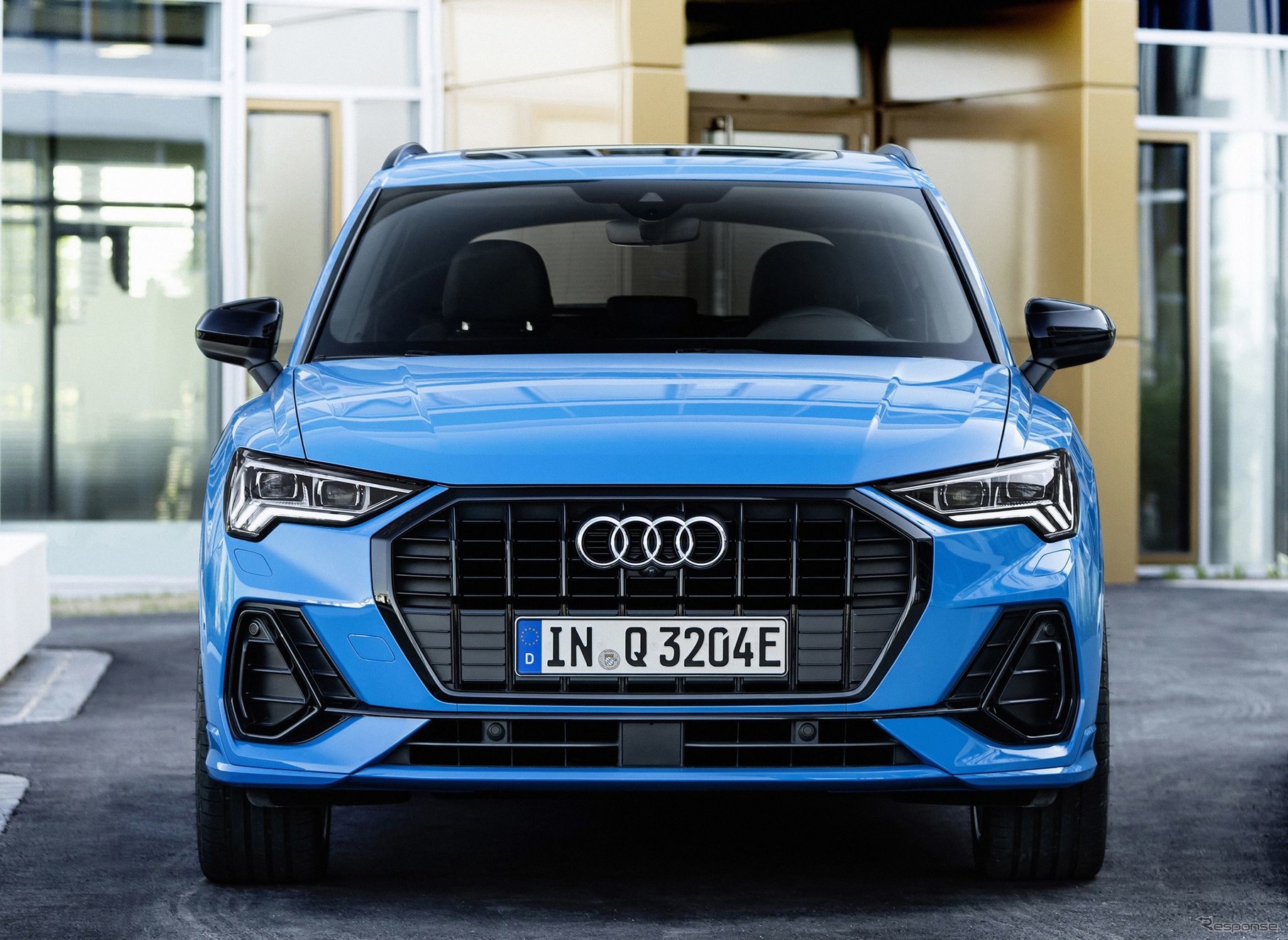 アウディ Q3 新型のPHV「45 TFSI e」