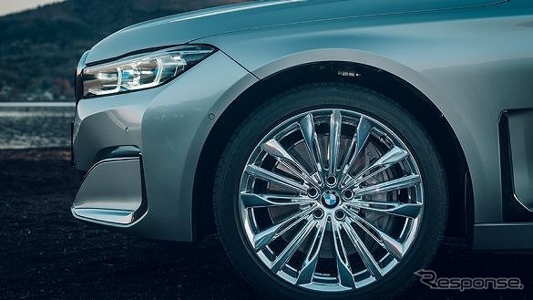 BMW 750Li xDrive ピュアメタルエディション