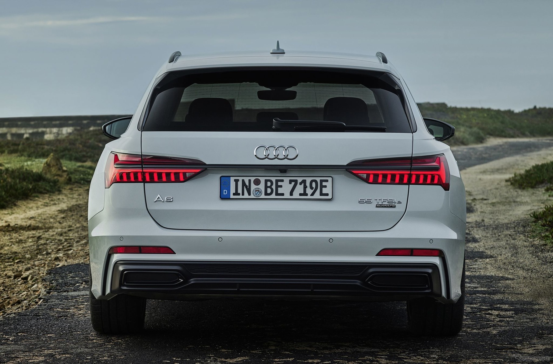 アウディ A6 アバント 新型のPHV「55 TFSI e クワトロ」