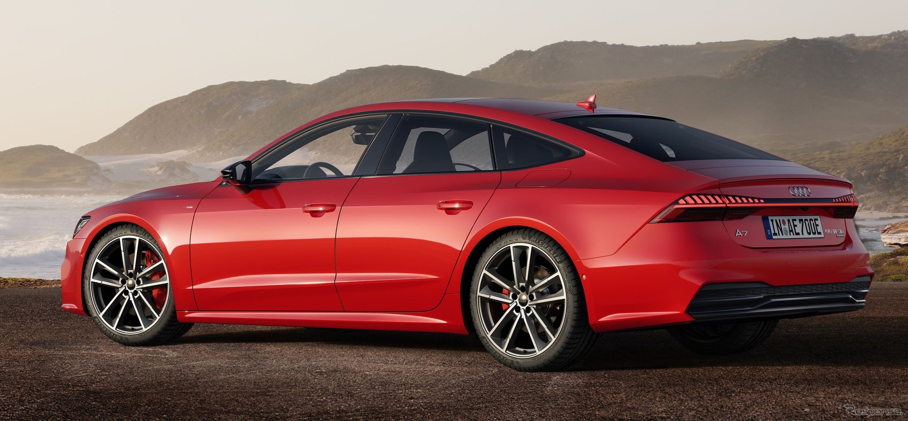 アウディ A7 スポーツバック 新型のPHV「55 TFSI e クワトロ」