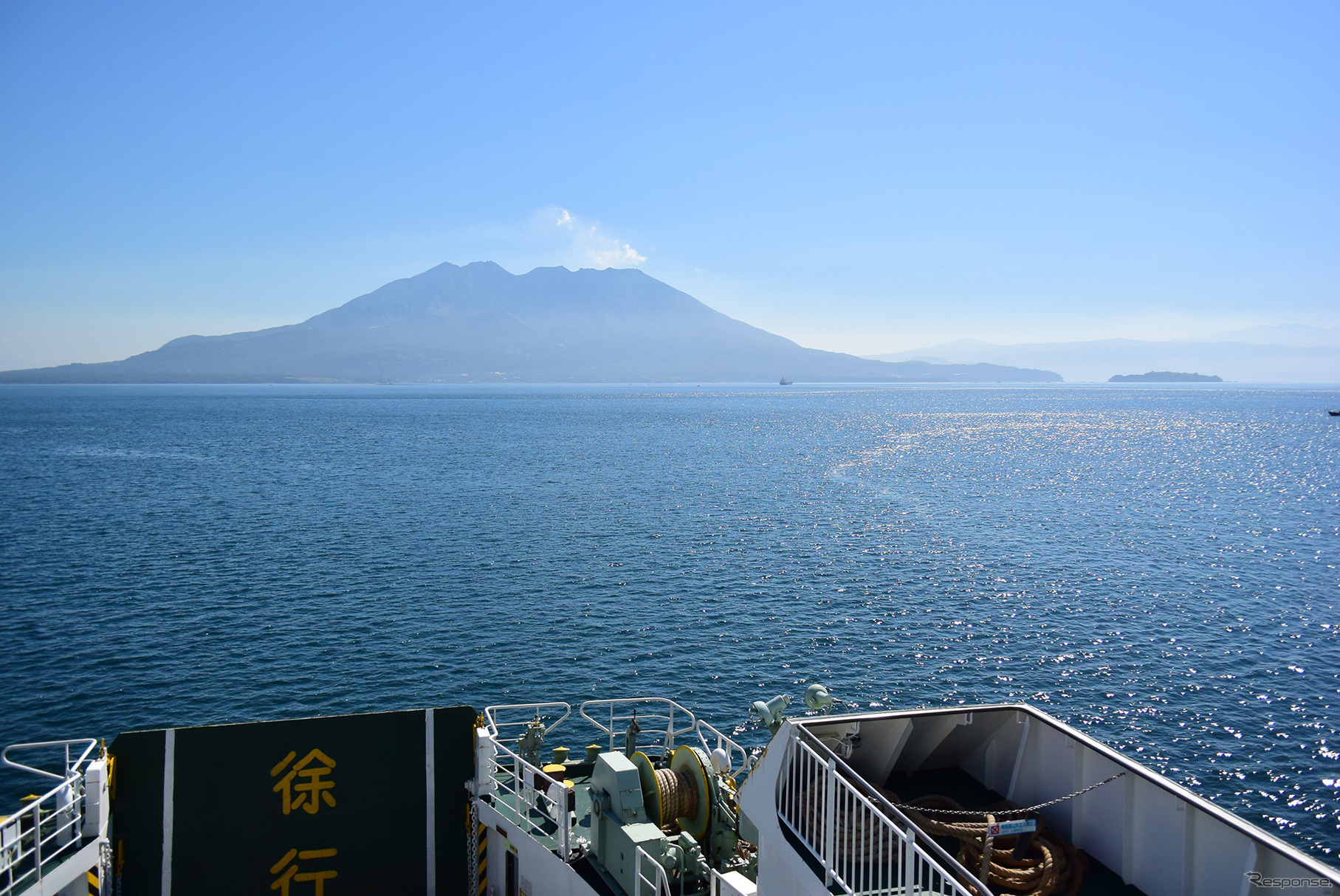 本土最南端、佐多岬へ向かうべく薩摩・大隅両半島を結ぶ垂水フェリーに乗る。