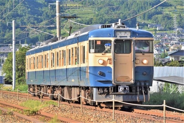 7月に引退するS26編成（しなの鉄道線・テクノさかき～坂城間）