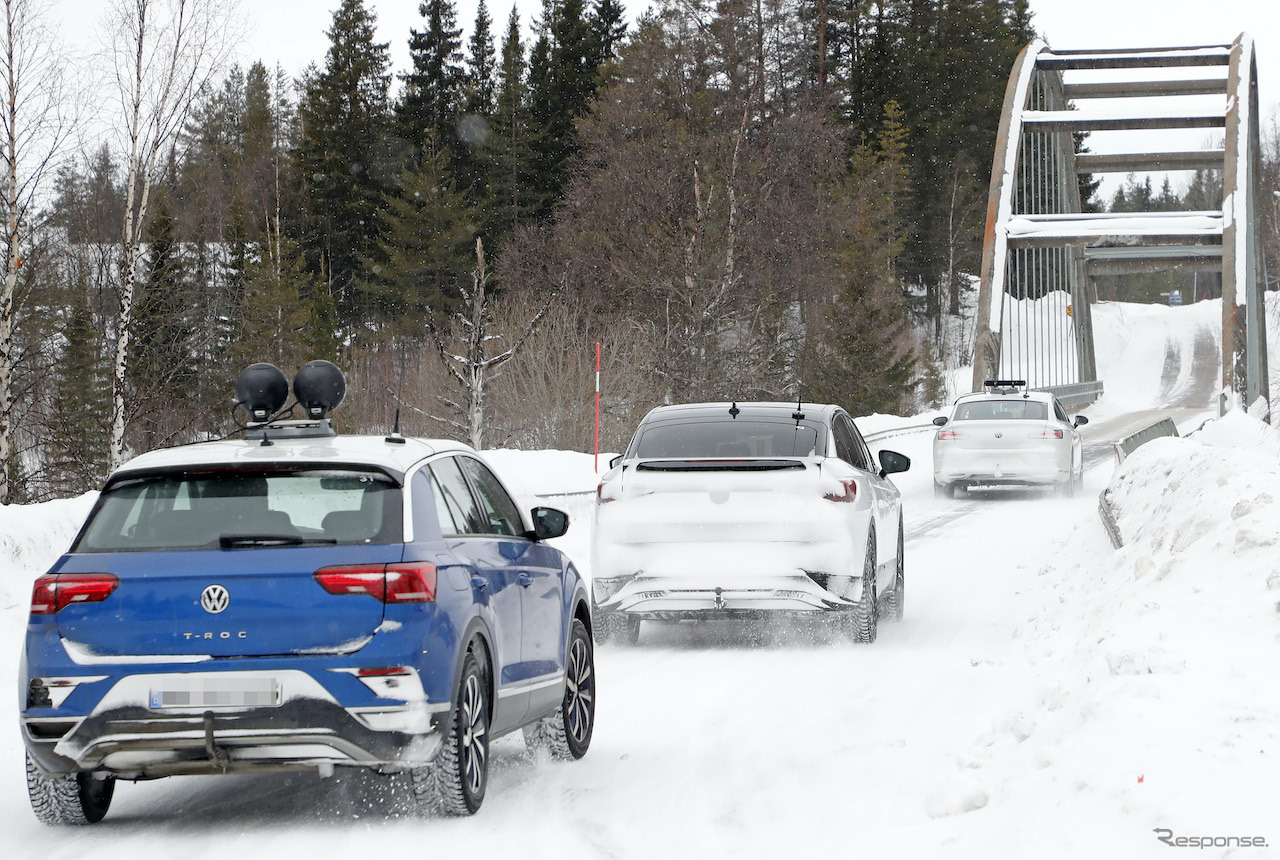 VW ID.5 プロトタイプ（スクープ写真）