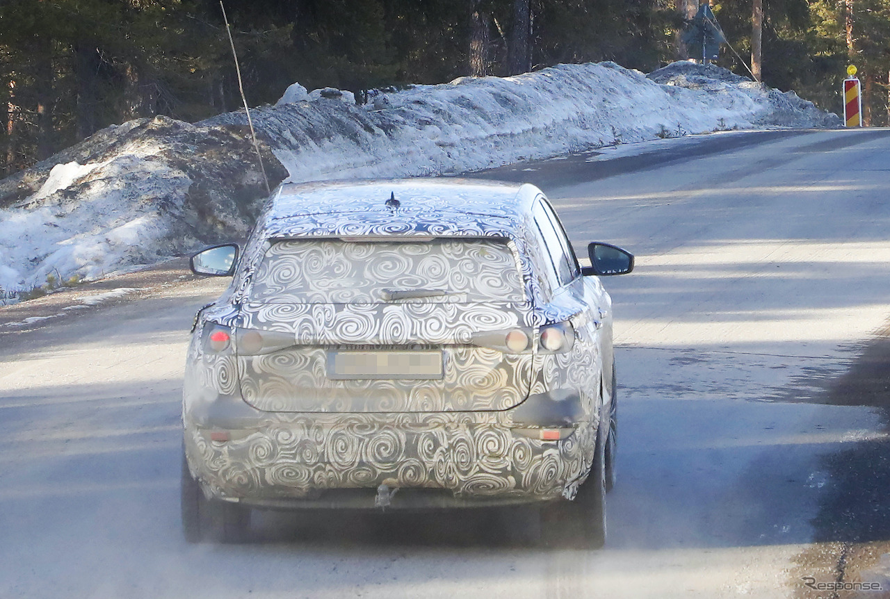 アウディ Q6 e-tron（スクープ写真）