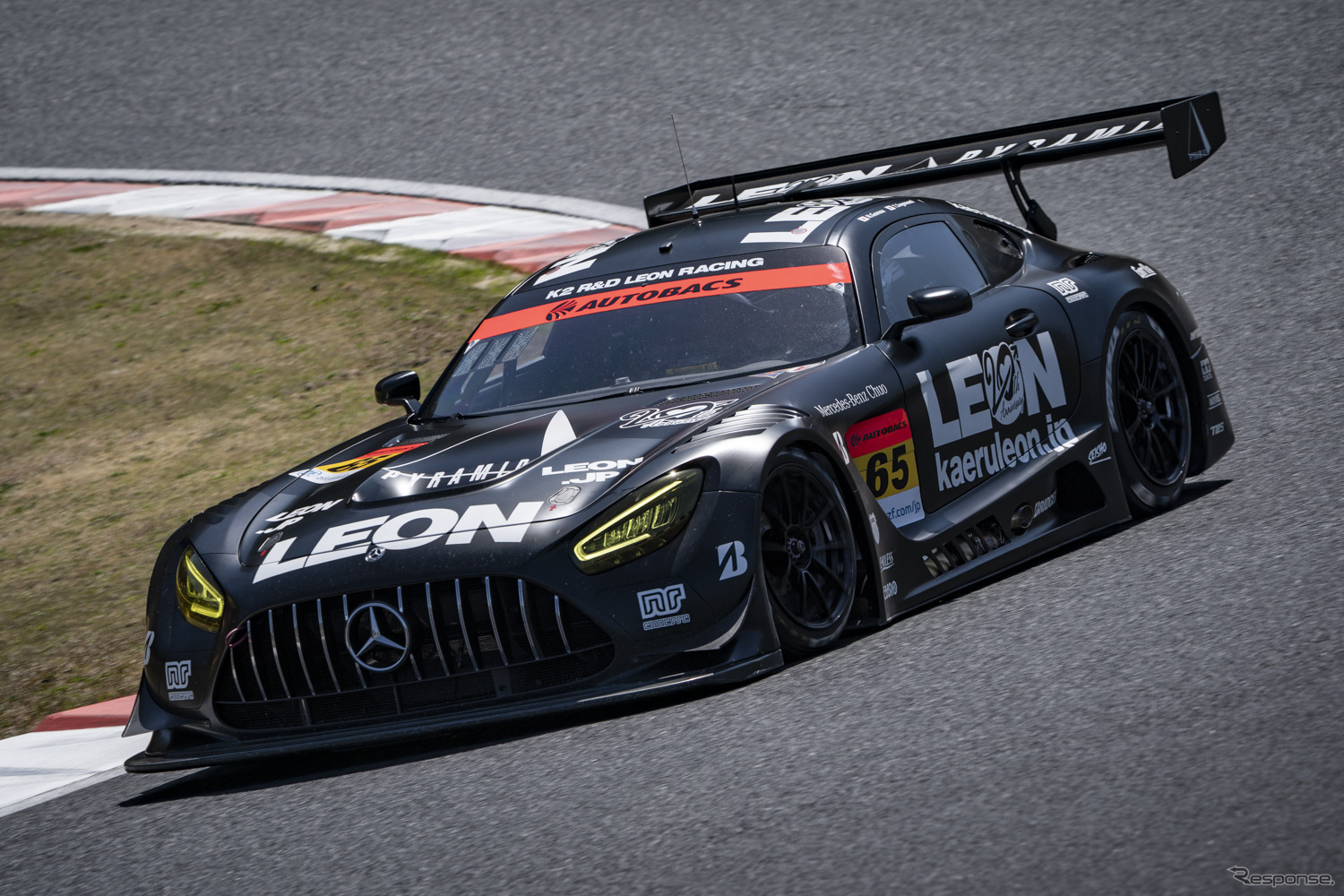 GT300クラスポールポジションの#11 GAINER TANAX GT-R（平中克幸／安田裕信）