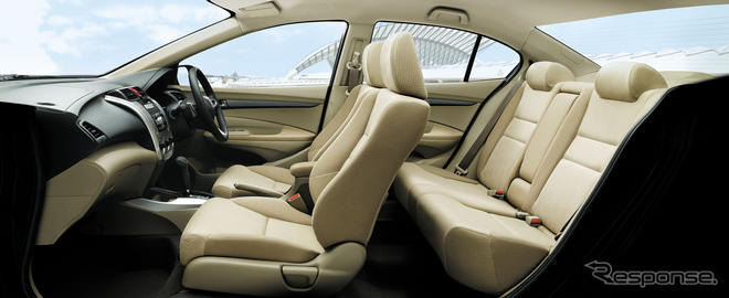 ホンダ、インドで3代目となる新型シティを発表