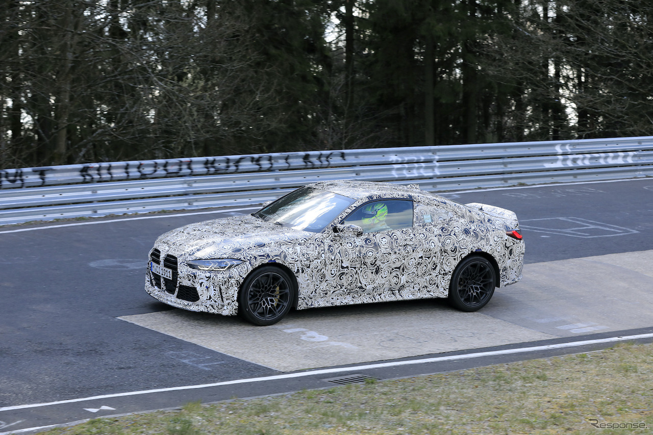 BMW M4 CSL プロトタイプ（スクープ写真）