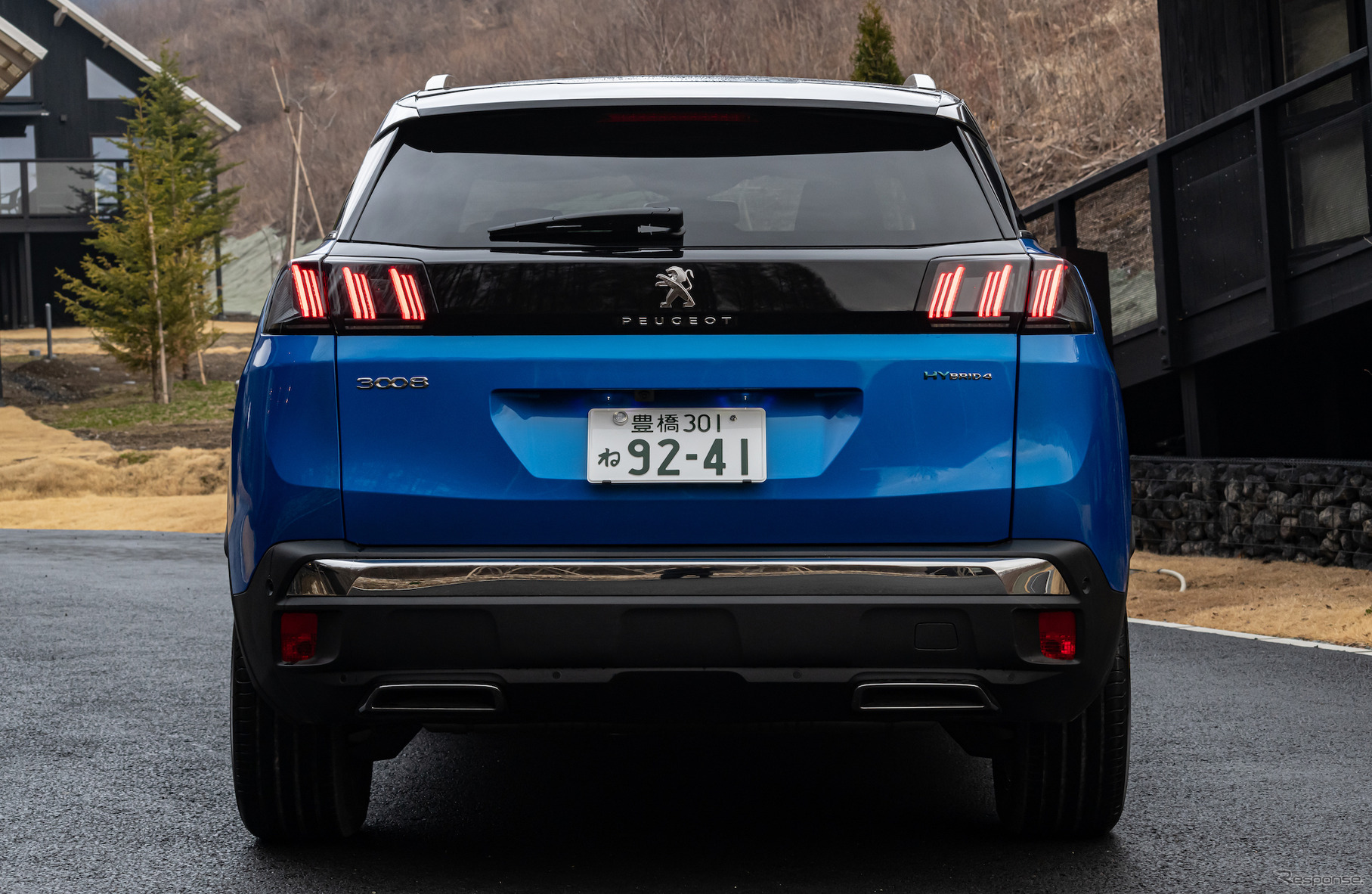 プジョー 3008 GT ハイブリッド4