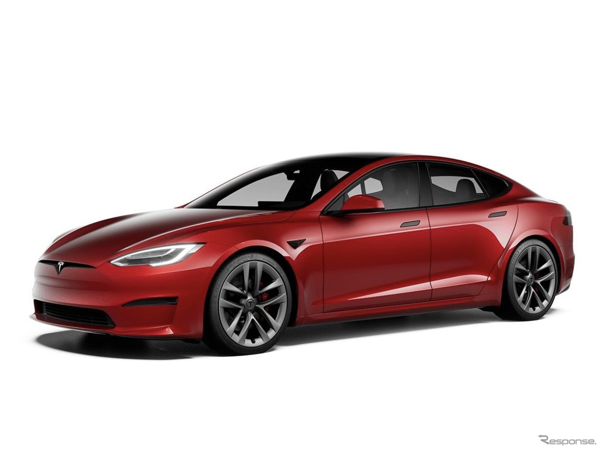 テスラ・モデルS改良新型の「プラッド」