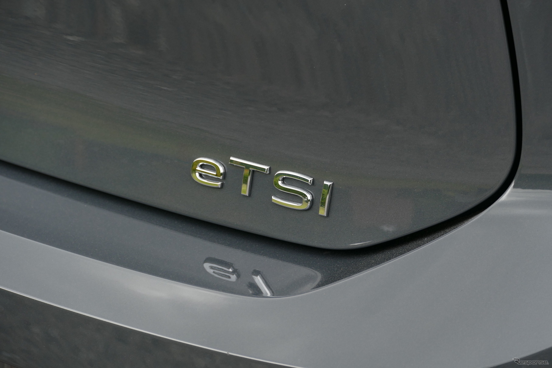 VWゴルフ eTSI R-Line