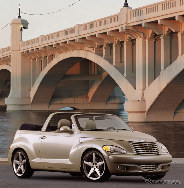 【ジュネーブショー2002出品車】ついに登場トップレス…『PTクルーザー』に