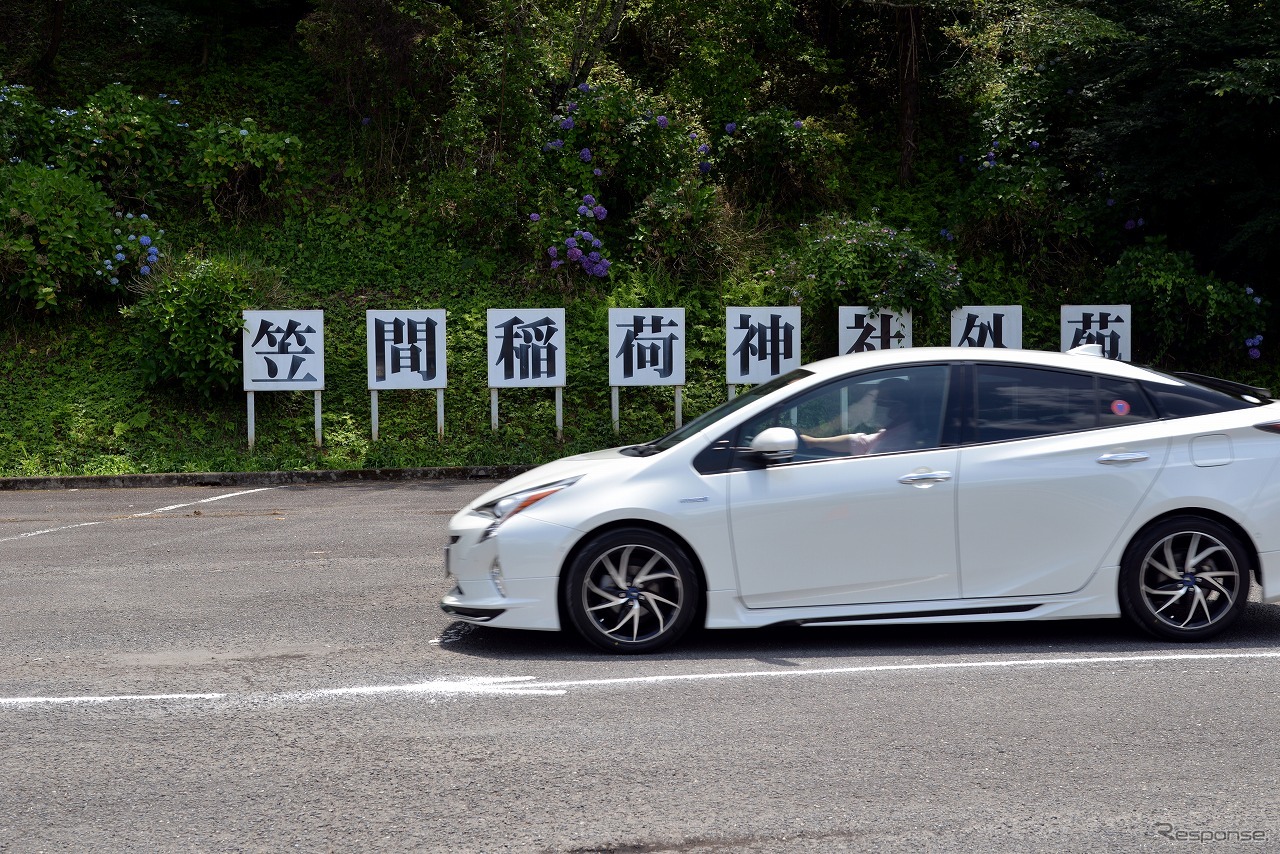 笠間稲荷神社、車の茅の輪くぐり