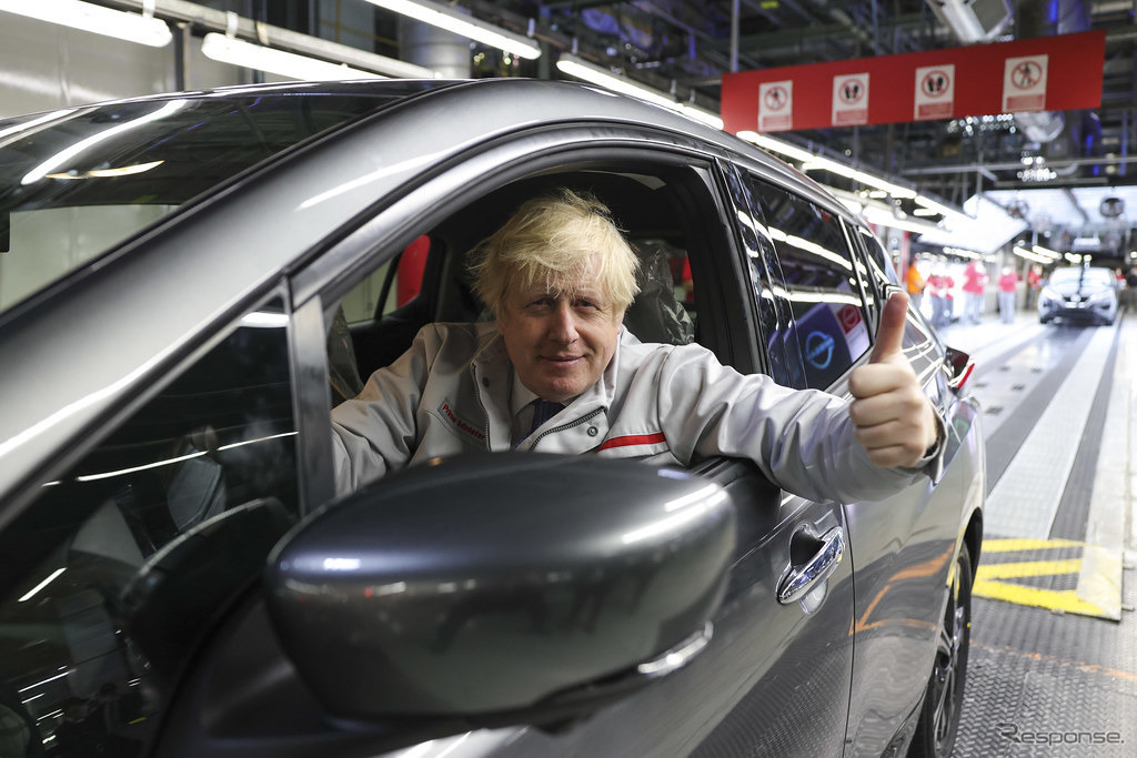 日産の英国サンダーランド工場を訪問したボリス・ジョンソン首相
