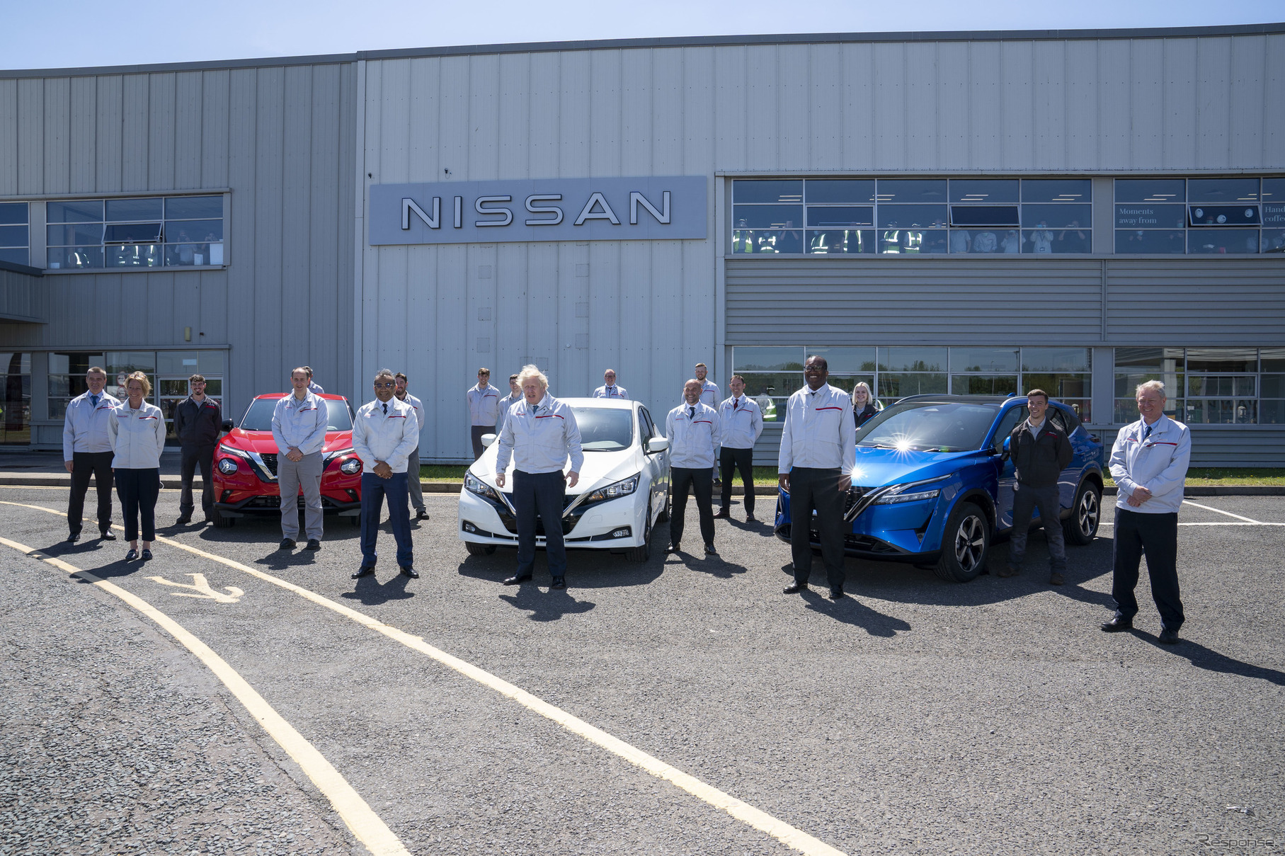 日産の英国サンダーランド工場を訪問したボリス・ジョンソン首相