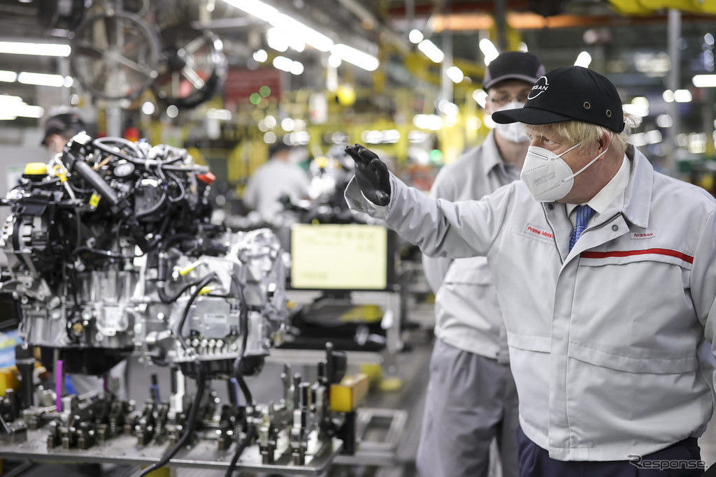 日産の英国サンダーランド工場を訪問したボリス・ジョンソン首相