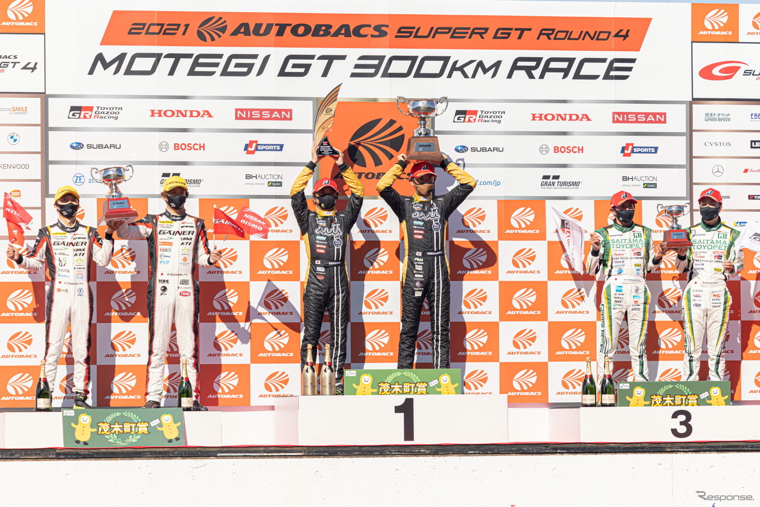 GT300クラス表彰式
