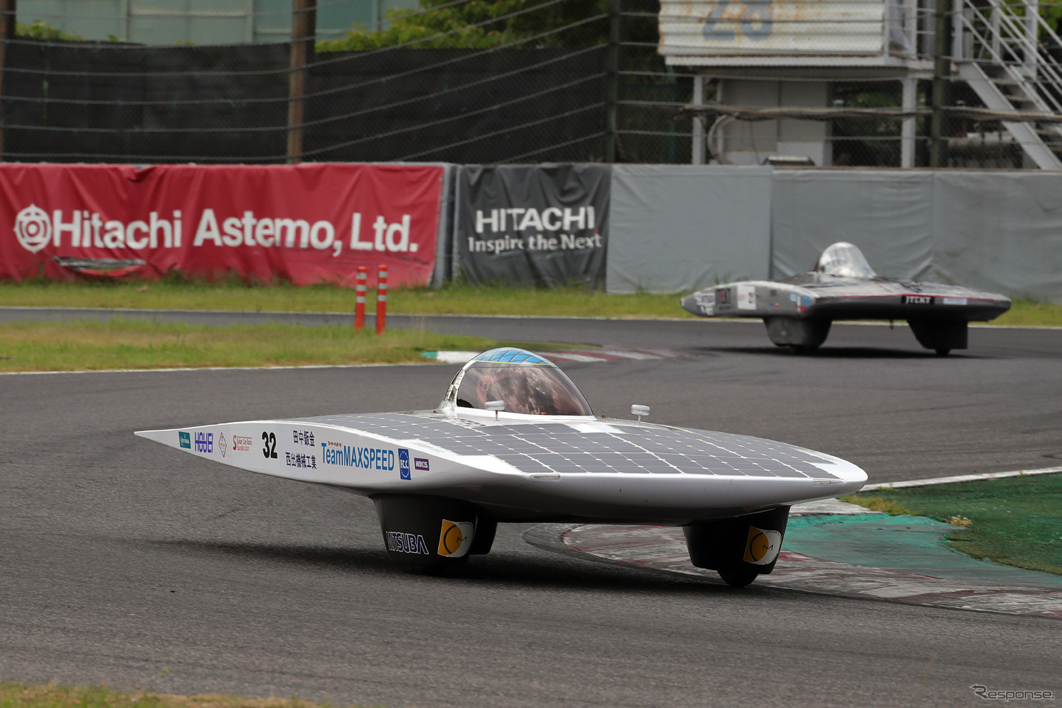 5時間レースチャレンジクラス優勝のTeam MAXSPEED