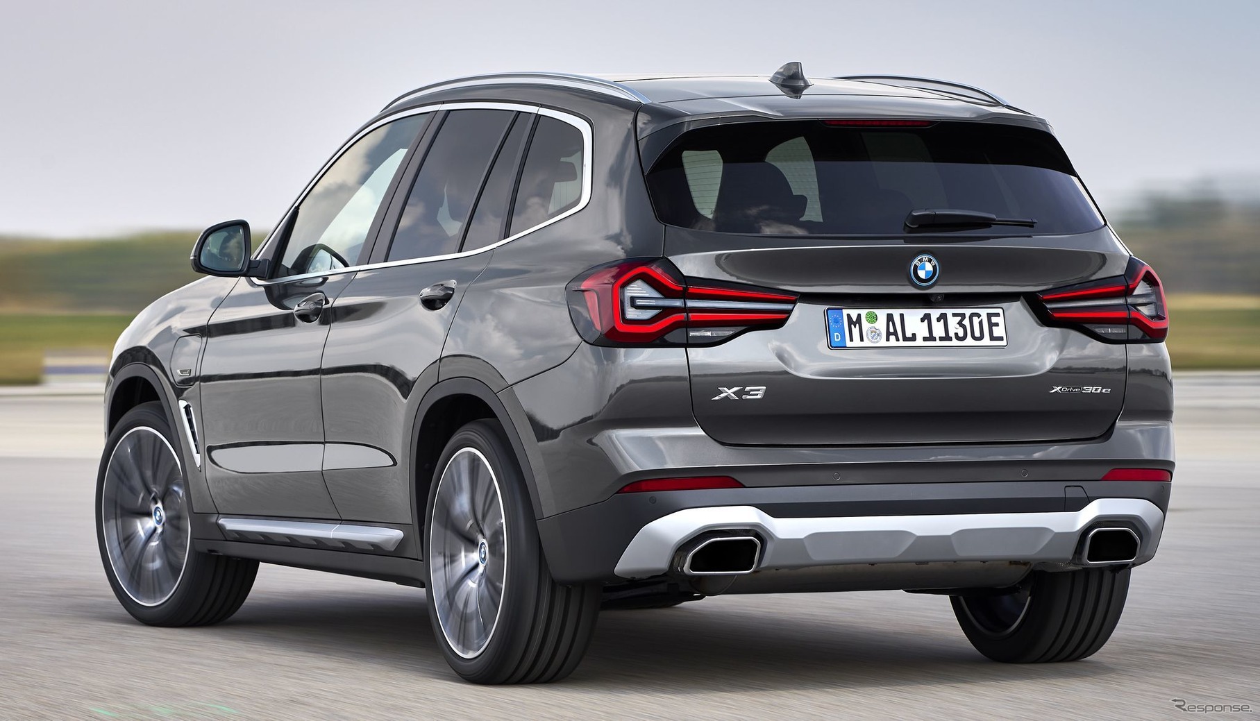 BMW X3 改良新型のPHV「xDrive30e」