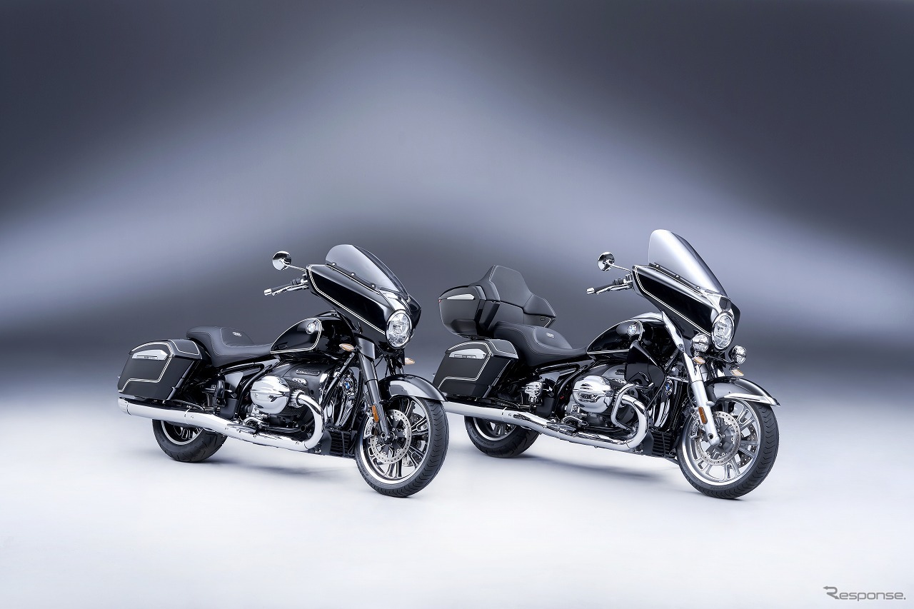 BMW R18B（左）とBMW R18トランスコンチネンタル