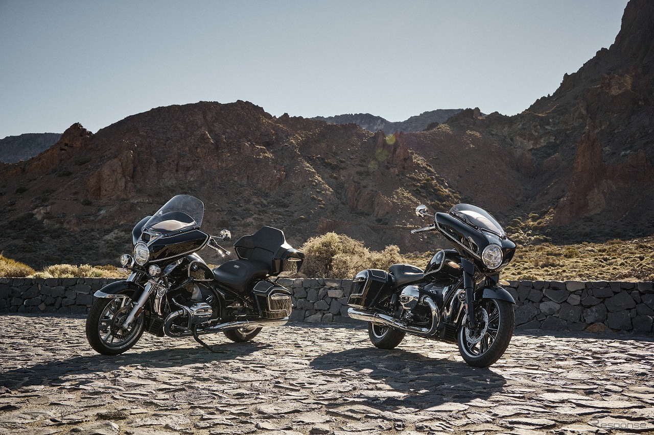 BMW R18トランスコンチネンタル（左）とBMW R18B