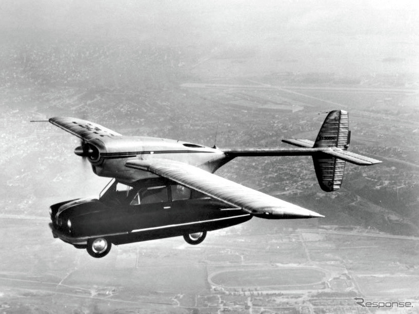 空飛ぶ車、コンソリデーテッド・バルティ「コンヴェアカー・モデル118」のプロトタイプ（1947年）。翼と飛行用エンジンはデタッチャブル。コンソリデーテッド・バルティ社は現在のボンバルディア・エアロスペース社の前身のひとつ。