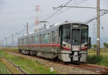 七尾線の普通列車では下り金沢発6時7分、6時57分、10時31分、12時30分、14時30分、17時29分、18時50分、上り高松発5時15分、6時58分、上り七尾発5時24分、8時42分、12時23分発、13時58分発、16時46分発、19時33分発が運休となる。