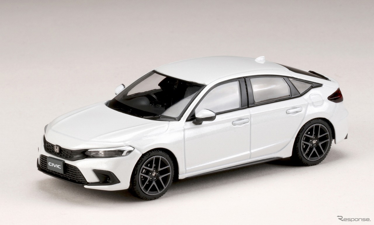 1/43 新型ホンダ シビック（プラチナホワイト・パール）